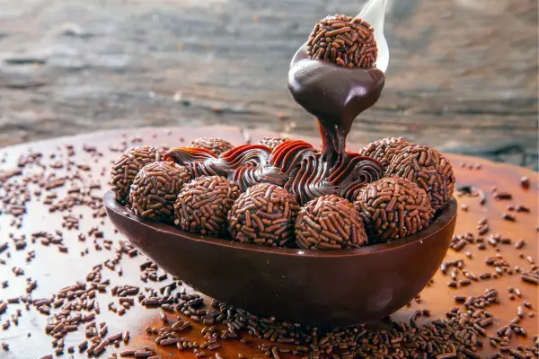 Ovo de Páscoa de Colher